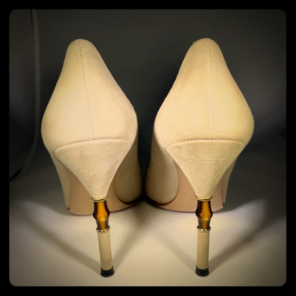 Gucci Beige Suede Pumps with Bamboo Detail